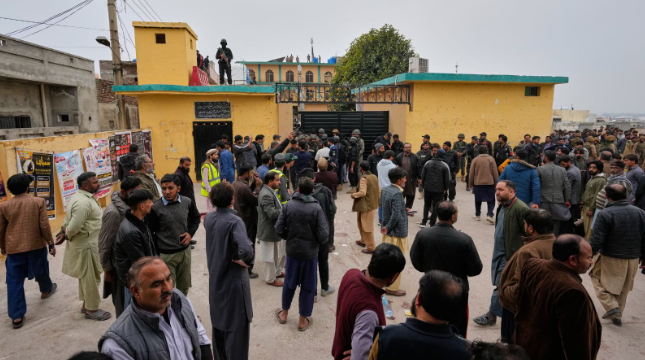 Escalation of Violence in Pakistan – Hundreds Killed